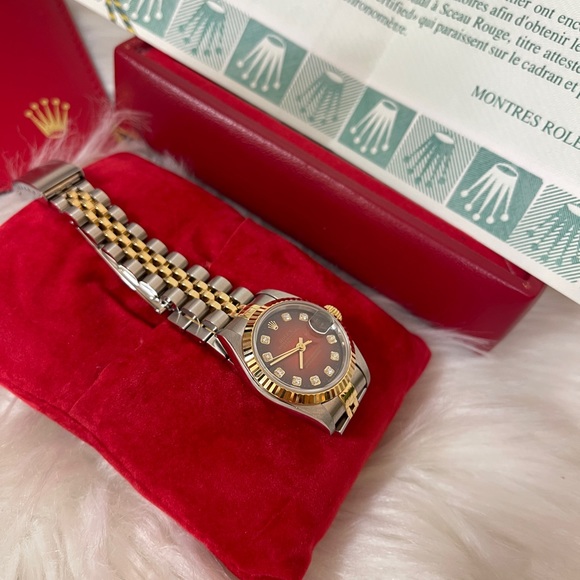 Rolex Date just 26 mm 🧿SOLD🧿 - Picture 2 of 12